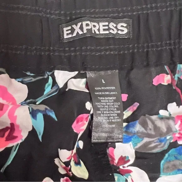 Express Floral Pants - Picture 3 of 3